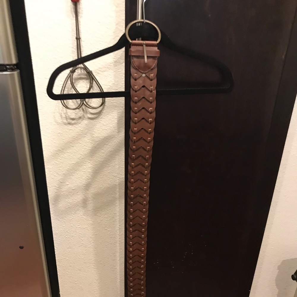 Wide belt